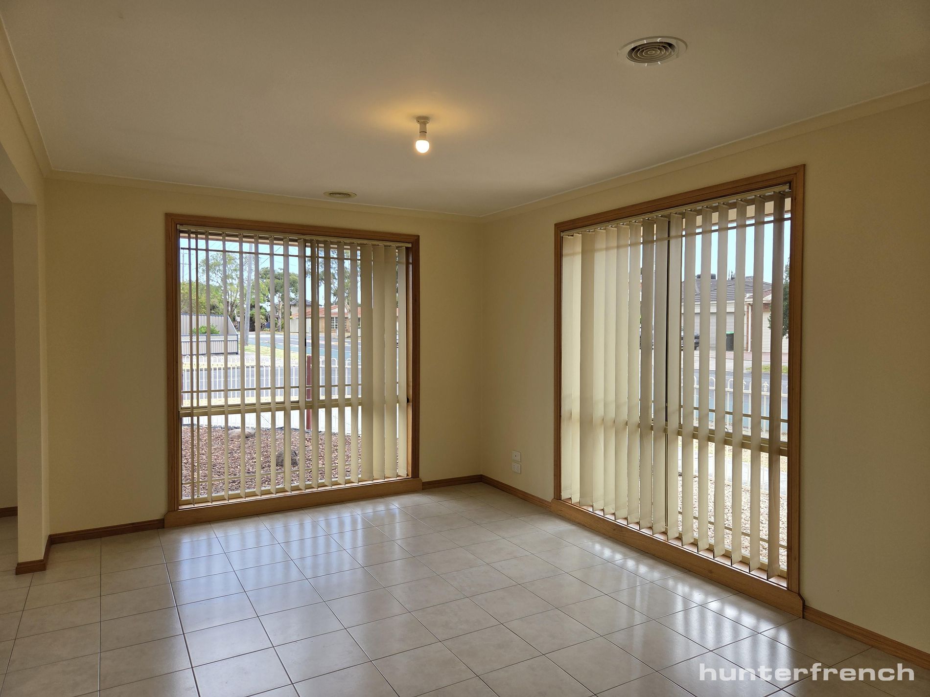 98 Knightsbridge Avenue, Altona Meadows