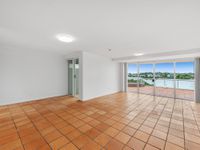 135 Macquarie Street, Teneriffe