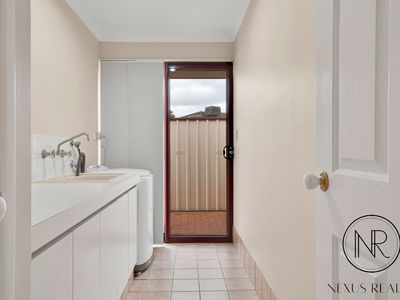 5 Aruba Court, Southern River