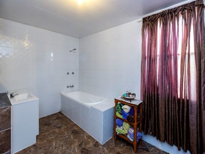 73 South Station Road, Booval