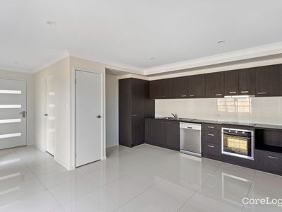 1 & 2 / 29 Harrow Street, Cambooya