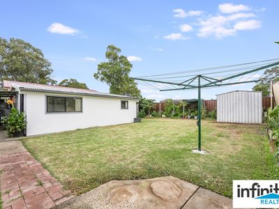 22 Dundee Street, Sadleir