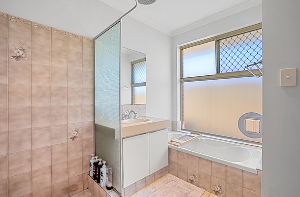 10 Muir Close, Waikiki