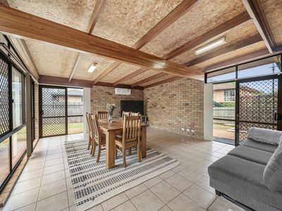 14 Maree Court, Centenary Heights