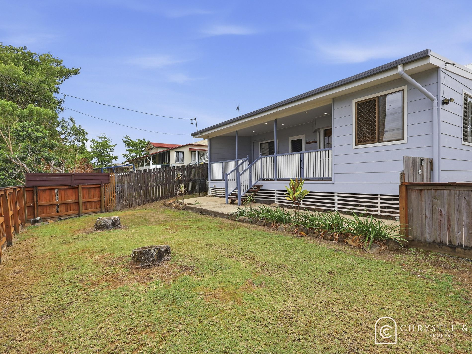 7 Hill End Road, Glenella