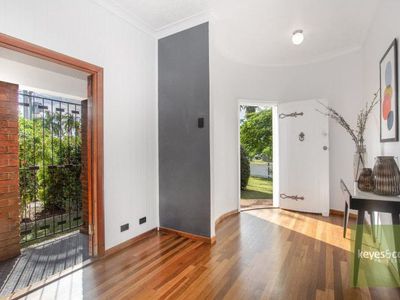 2 Love Lane, Rosslea