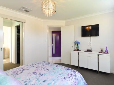 9 Sanders Close, Somerville