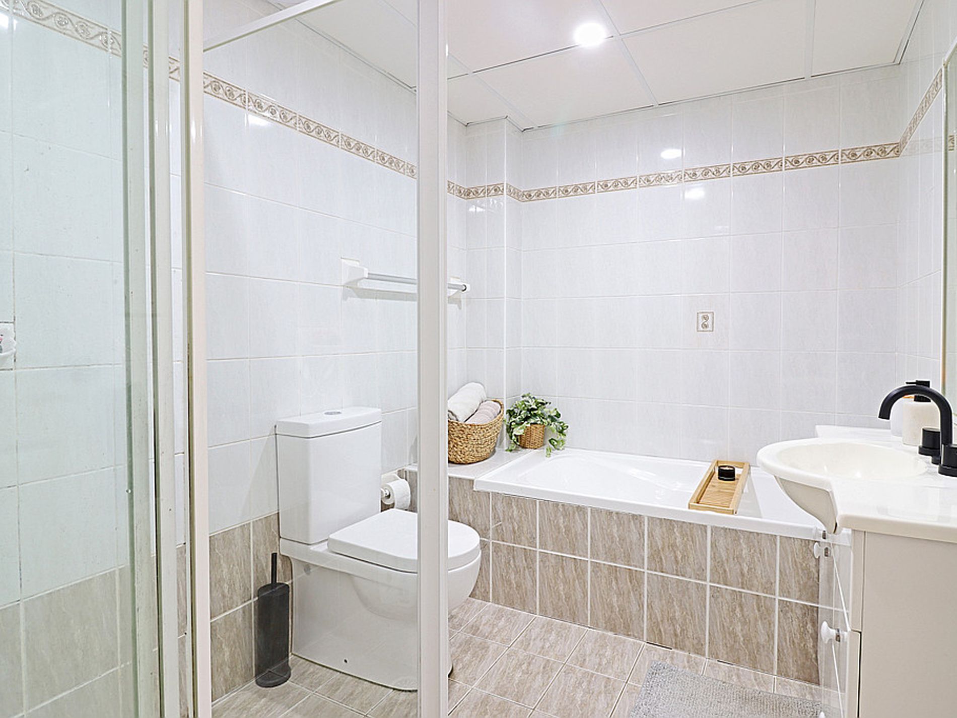 7 / 22-24 Sarsfield Circuit, Bexley North