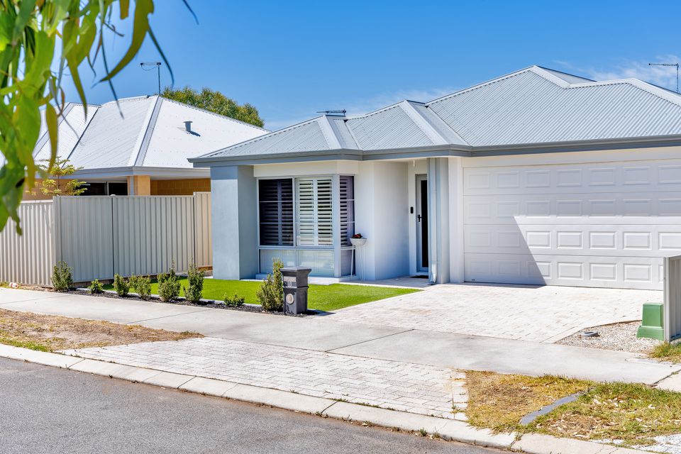 18 Yandal Way, Golden Bay