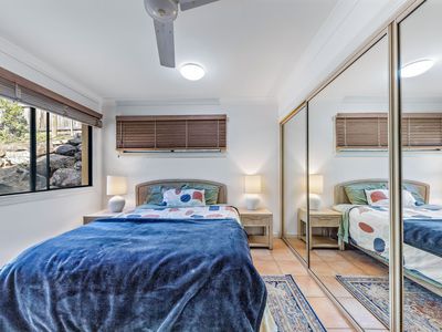 12 / 12 Golden Orchid Drive, Airlie Beach