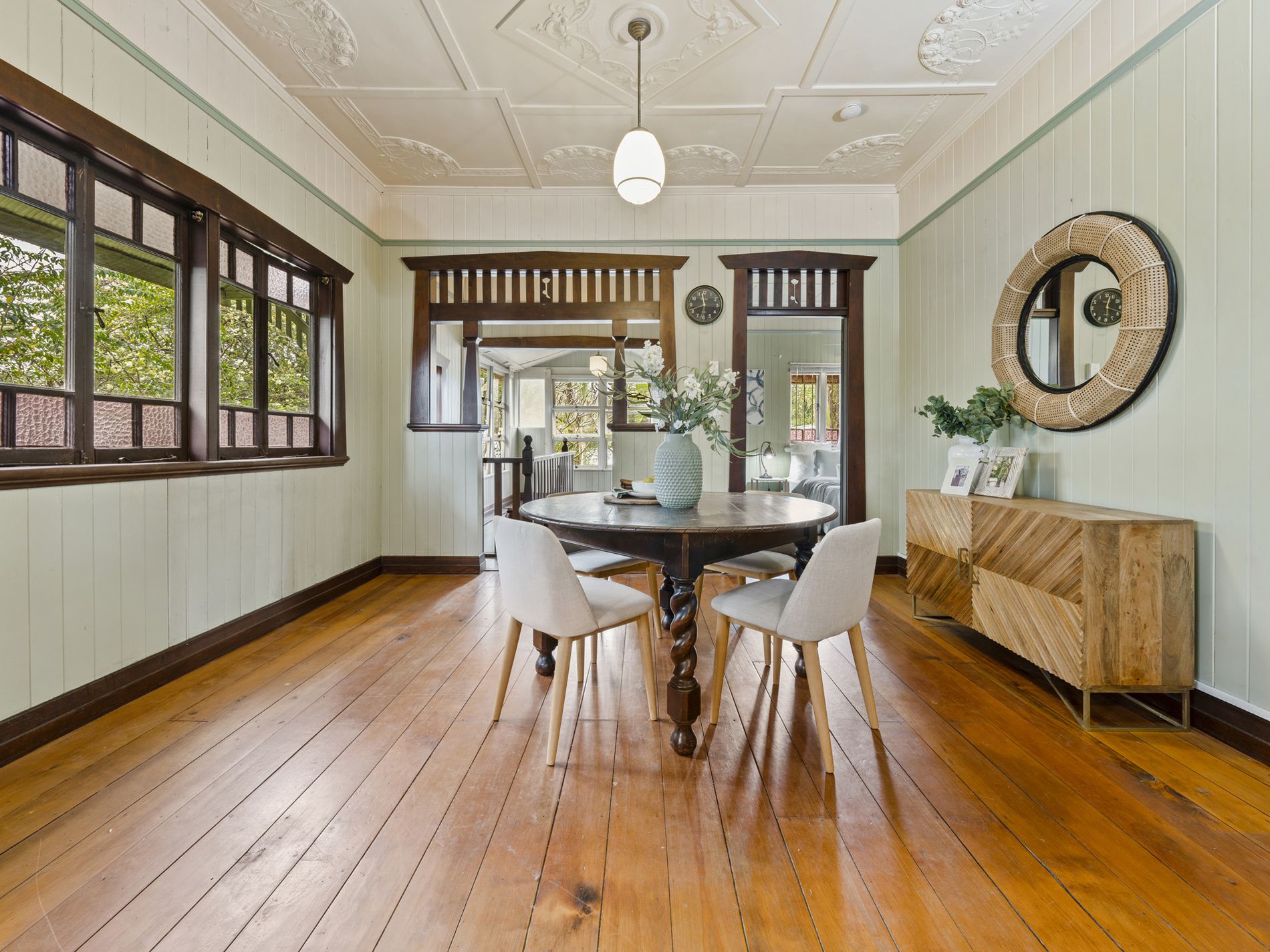 12 Beaton Street, Coopers Plains Smith & Li