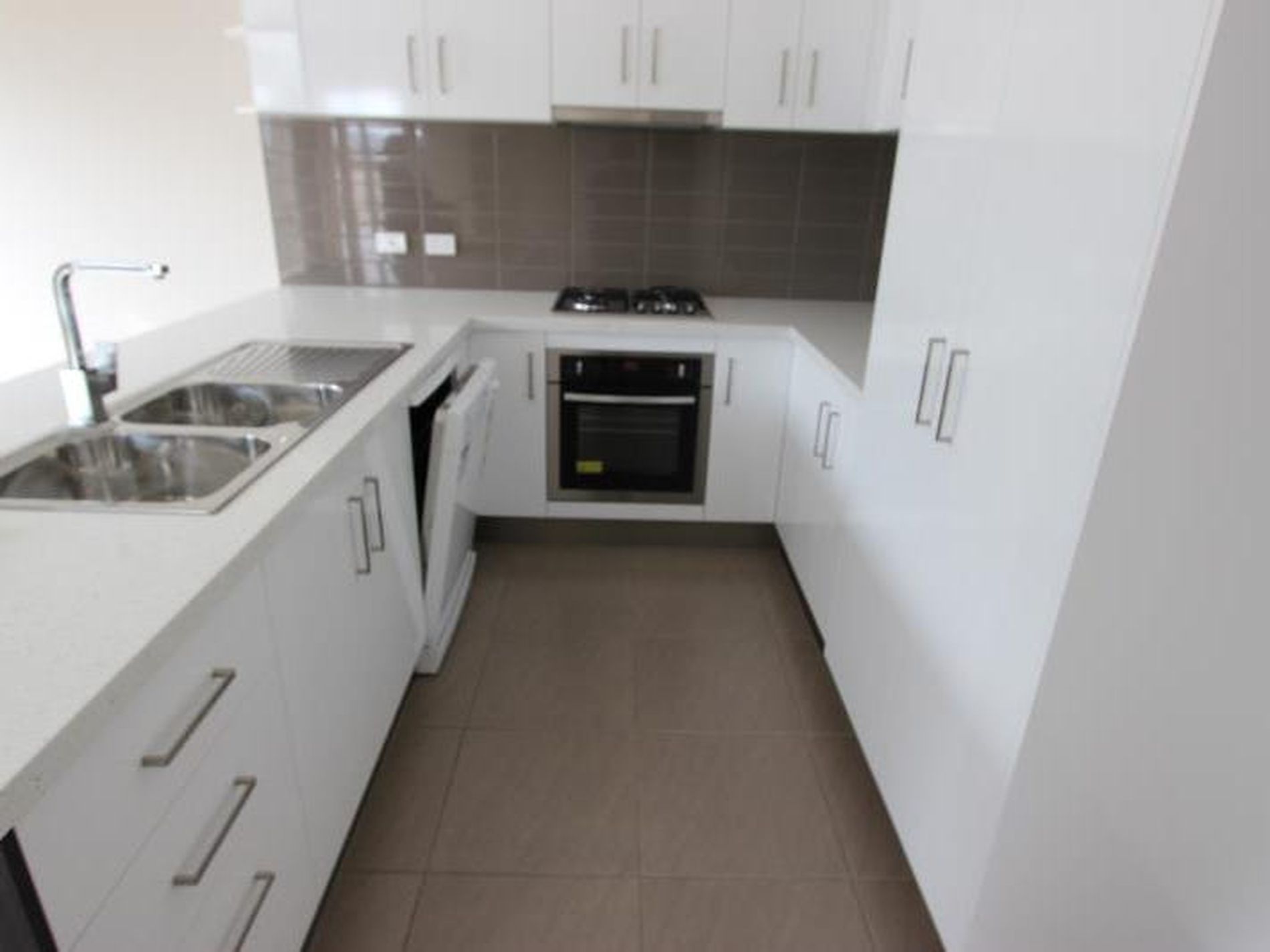 4 / 70-74 Christies Road, Leopold