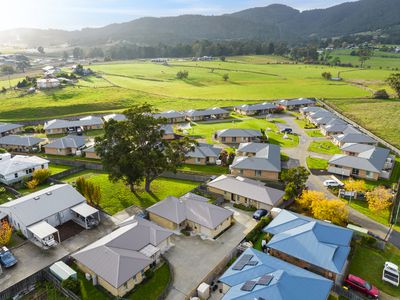 2 / 122a Main Street, Huonville