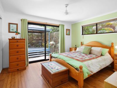 16 Rainforest Court, Boreen Point
