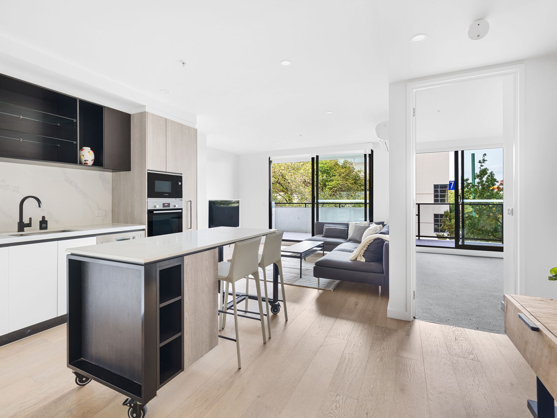 208 / 12 Napier Street, Footscray