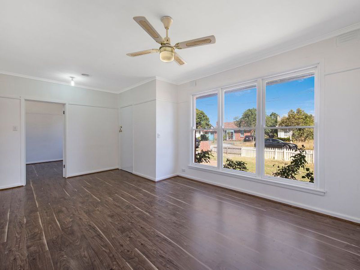 1 / 29 Hughes Crescent, Dandenong North
