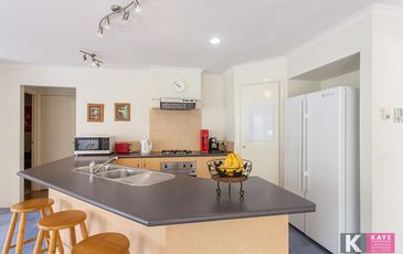 9 Sunhill Court, Beaconsfield