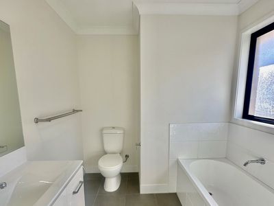 2 / 23 Firestone Ave, Pimpama