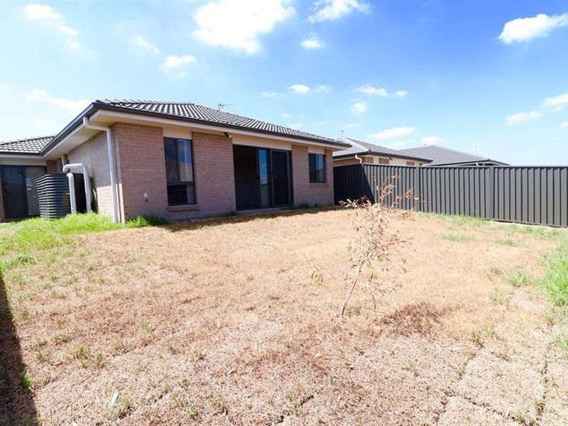 62 Nicholson Parade, Spring Farm