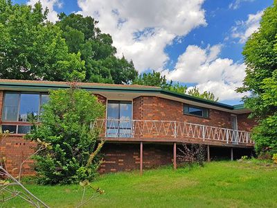 12 Medway St, Blayney