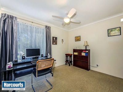 121 Lagoon Drive, Yanchep