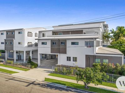 1 / 3 Besham Parade, Wynnum