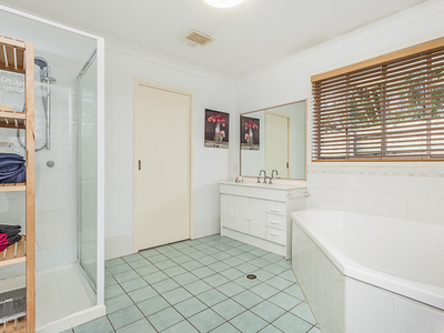 8 Burnett Dr, Murrumba Downs