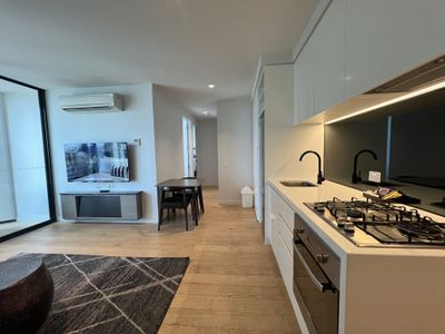 4410 / 442 Elizabeth Street, Melbourne