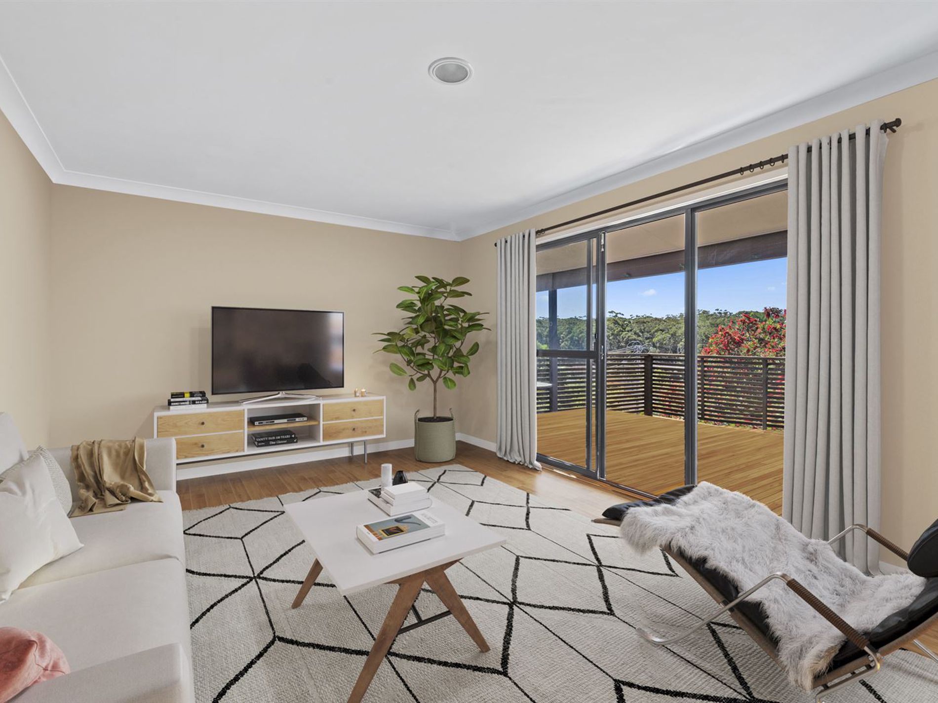 43 Treetops Crescent, Mollymook Beach