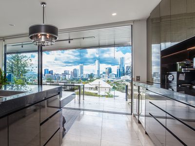6 / 170 Dornoch Terrace, Highgate Hill