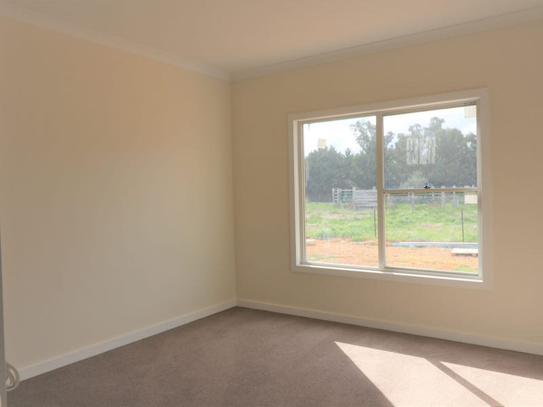 12 Farrah Place, Avenel