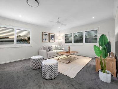 20 Lachlan Drive, Wakerley