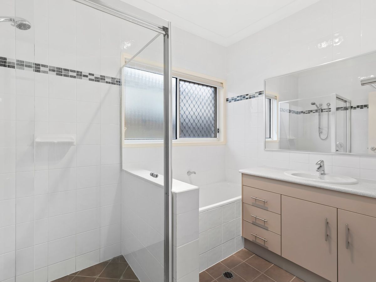 53 Glen Holm Street, Mitchelton