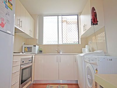 2 / 3 Holland Place, Lakemba