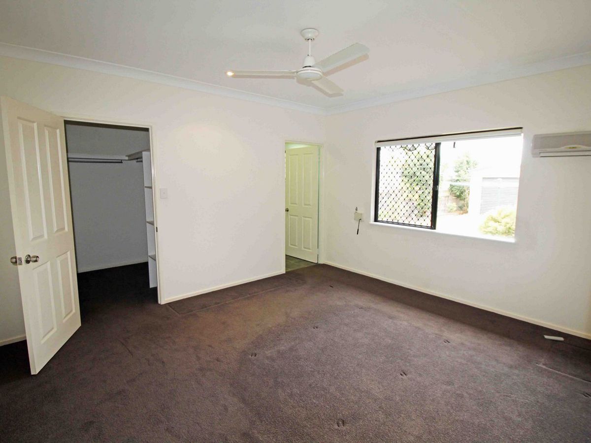 7 Jannina Drive, Atherton