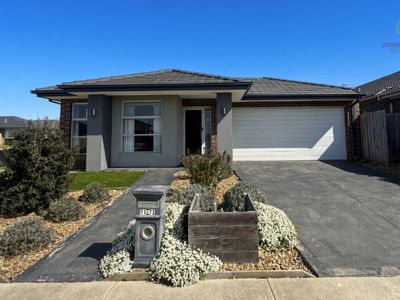 71-73 Iris Loop, Armstrong Creek