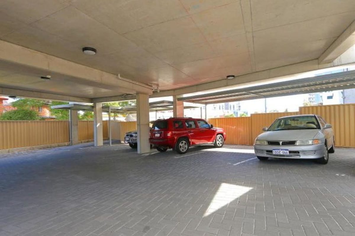 1 / 8 Salisbury Road, Rivervale