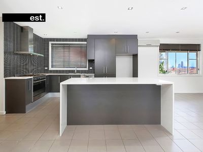 6 Oatlands Crescent, Oatlands