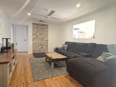 17 Bay Street, Mallabula