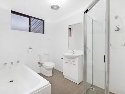 2 / 19 Campbell Street, Parramatta