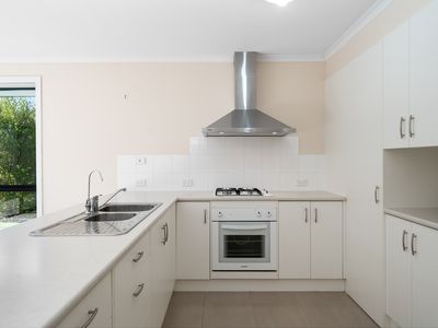 19 Yeltana Avenue, Huntfield Heights