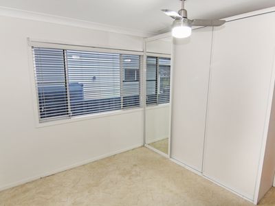 30 Hadley Street, Forster