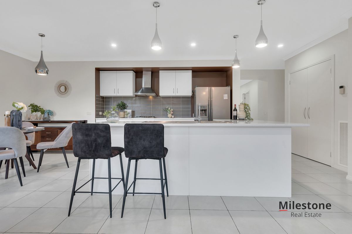 68 Sabel Drive, Cranbourne North