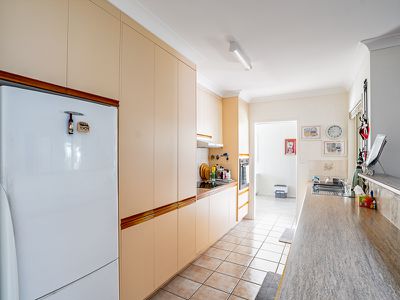 11 Lester Crescent, Torquay