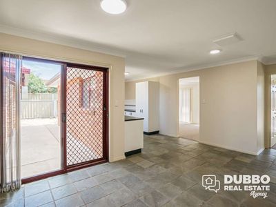 3 Swan Street, Dubbo