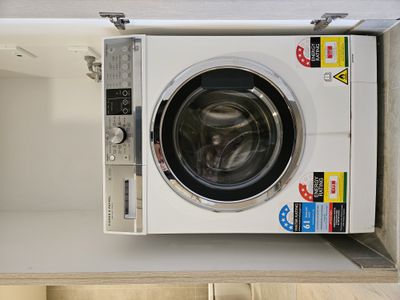 1011 / 2 Connam Avenue, Clayton