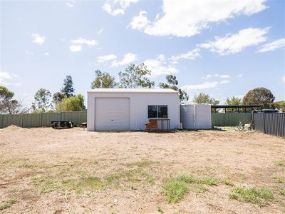 55 York Street, Forbes