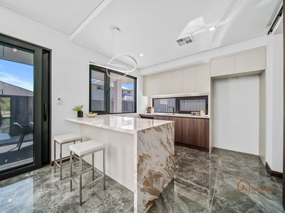 40 Maxillaria Vista, Treeby