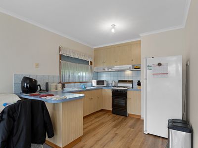 1, 2 & 3 / 1 Pelican Court, Wangaratta