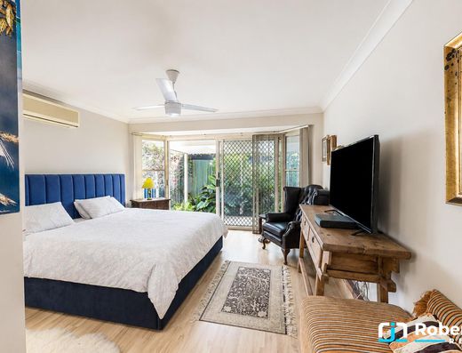 Easy and Spacious Living in a Great Location! image 5